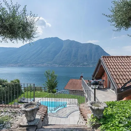 Privata Con Piscina Villa *