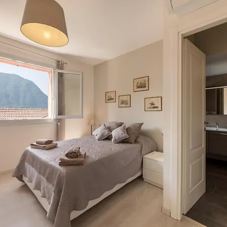 Privata Con Piscina Villa