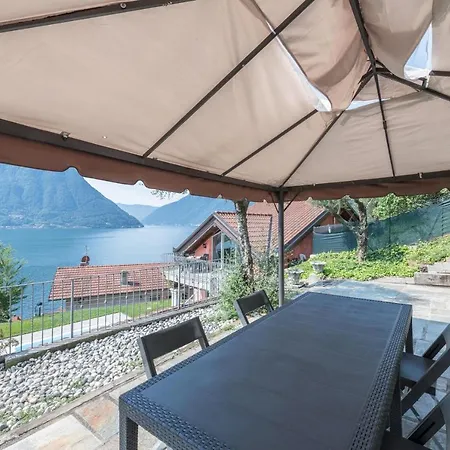 Privata Con Piscina