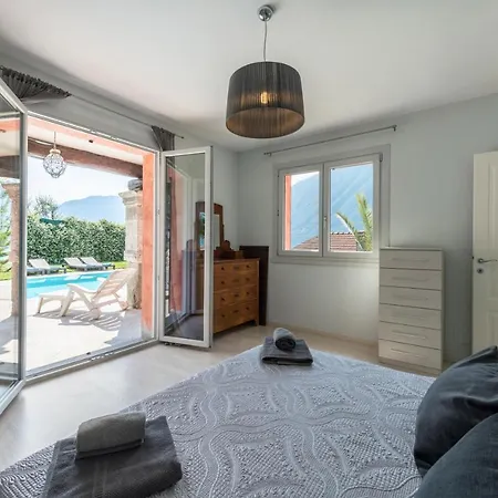 Privata Con Piscina * Colonno